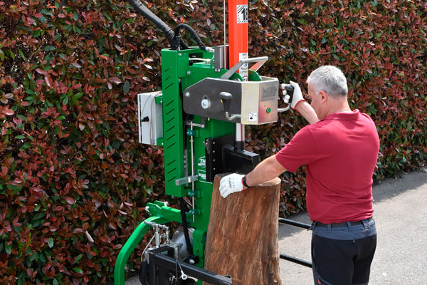 Magik Evolution, Thor Italy - durante fase di taglio