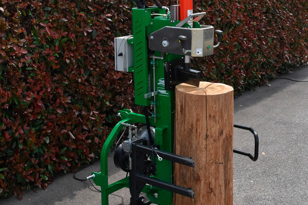 Magik Evolution, Thor Italy - durante fase di taglio