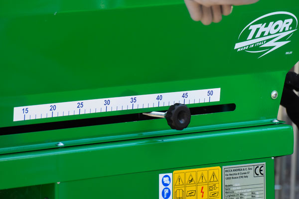 Marty Green Battery, Thor Italy - leva di regolazione