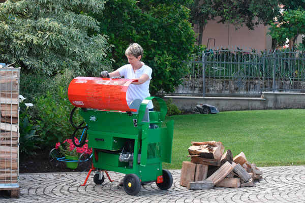 Marty Green Battery, Thor Italy - durante fase di taglio